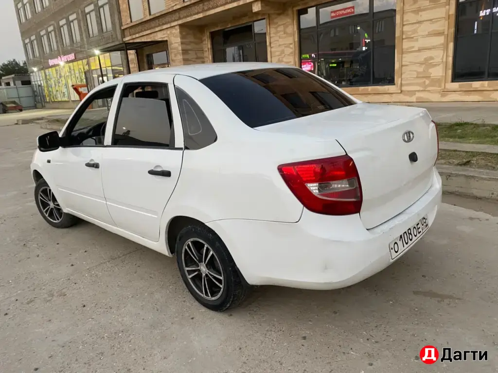 LADA (ВАЗ) Granta, 2014 года