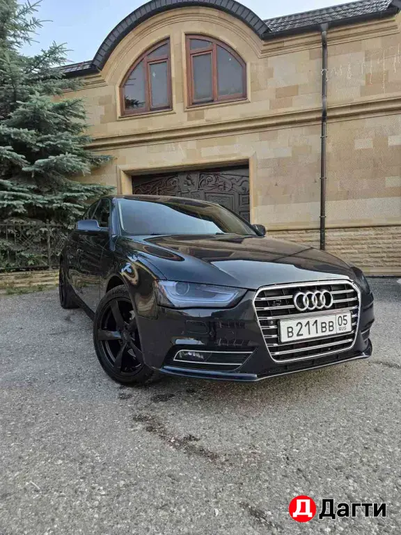 Audi A4, 2012 года