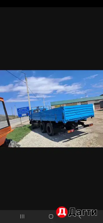 КамАЗ бортовой 53212