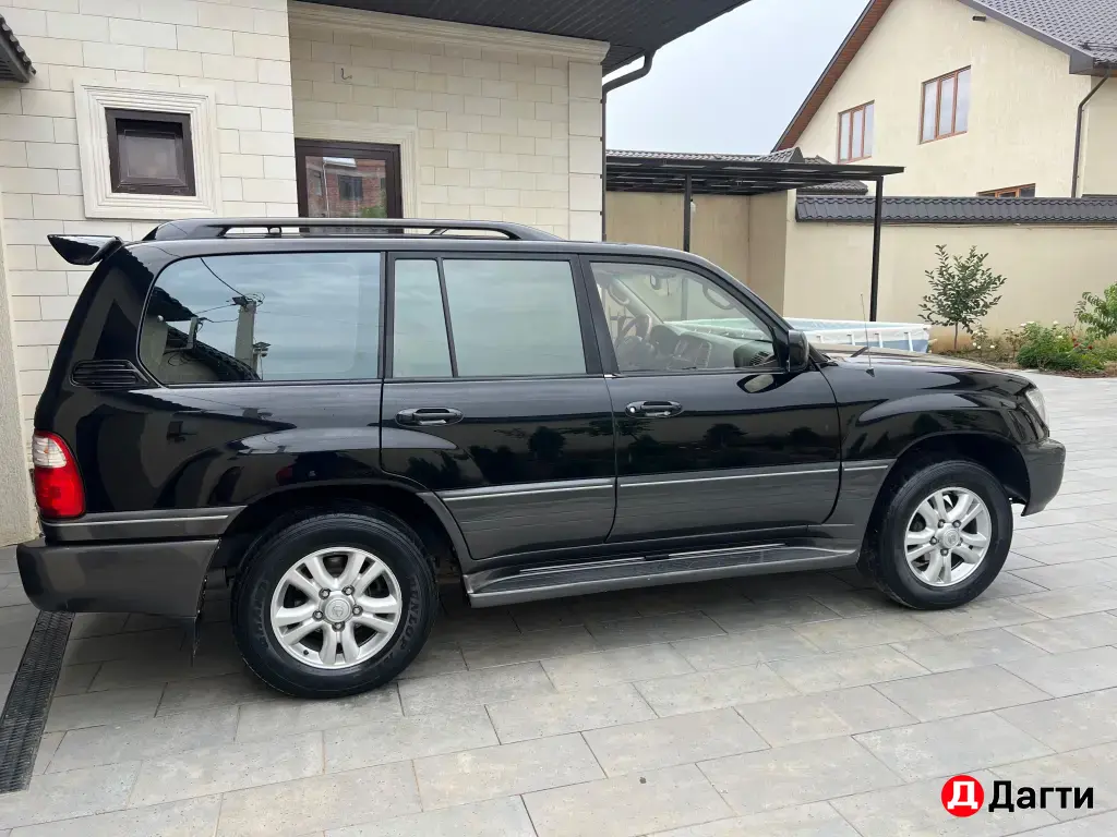 Lexus LX, 2003 года