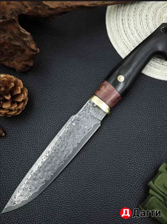 Нож туристический из стали VG-10 с дамасским узором