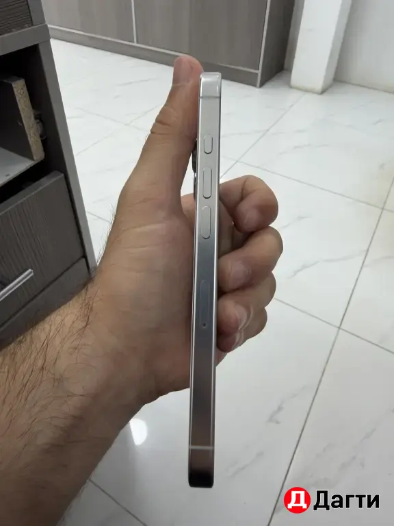iPhone 16 Pro