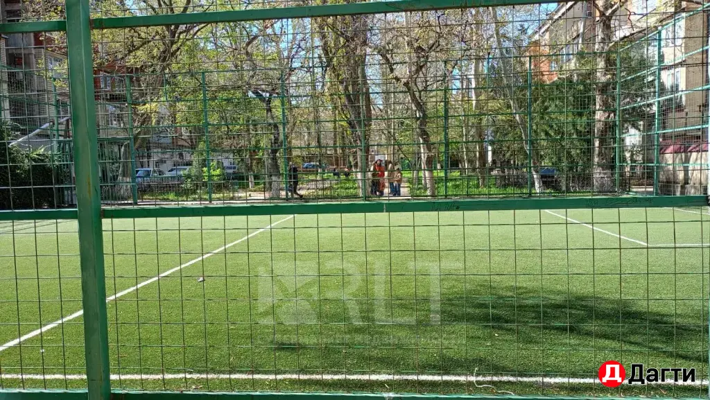 Продаётся трёхкомнатная квартира, в клубном доме, в самом центре города!