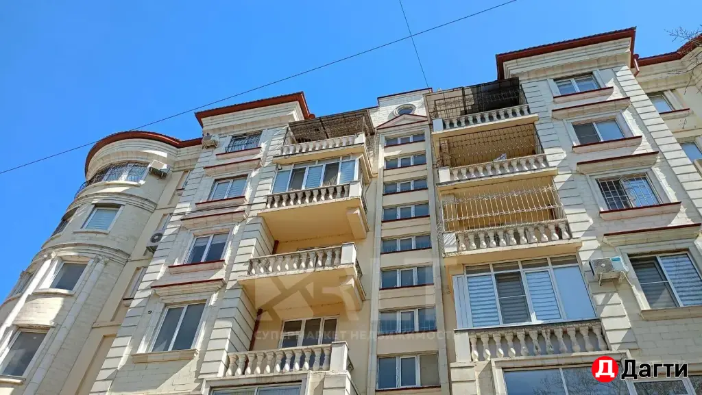 Продаётся трёхкомнатная квартира, в клубном доме, в самом центре города!
