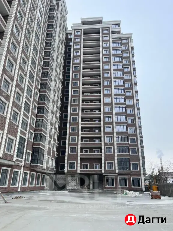 Продаётся просторная 1‑комнатная квартира, 68 м² по проспекту Петра 1 в Махачкале