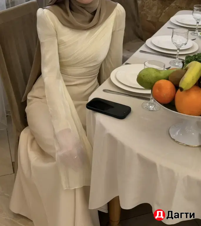 Платье вечернее