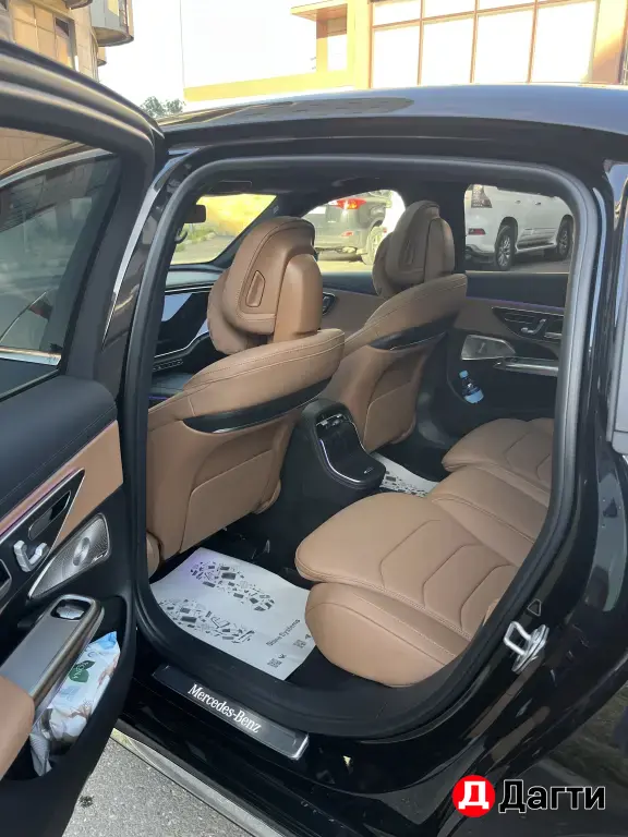 Mercedes-Benz E-Класс, 2024 года