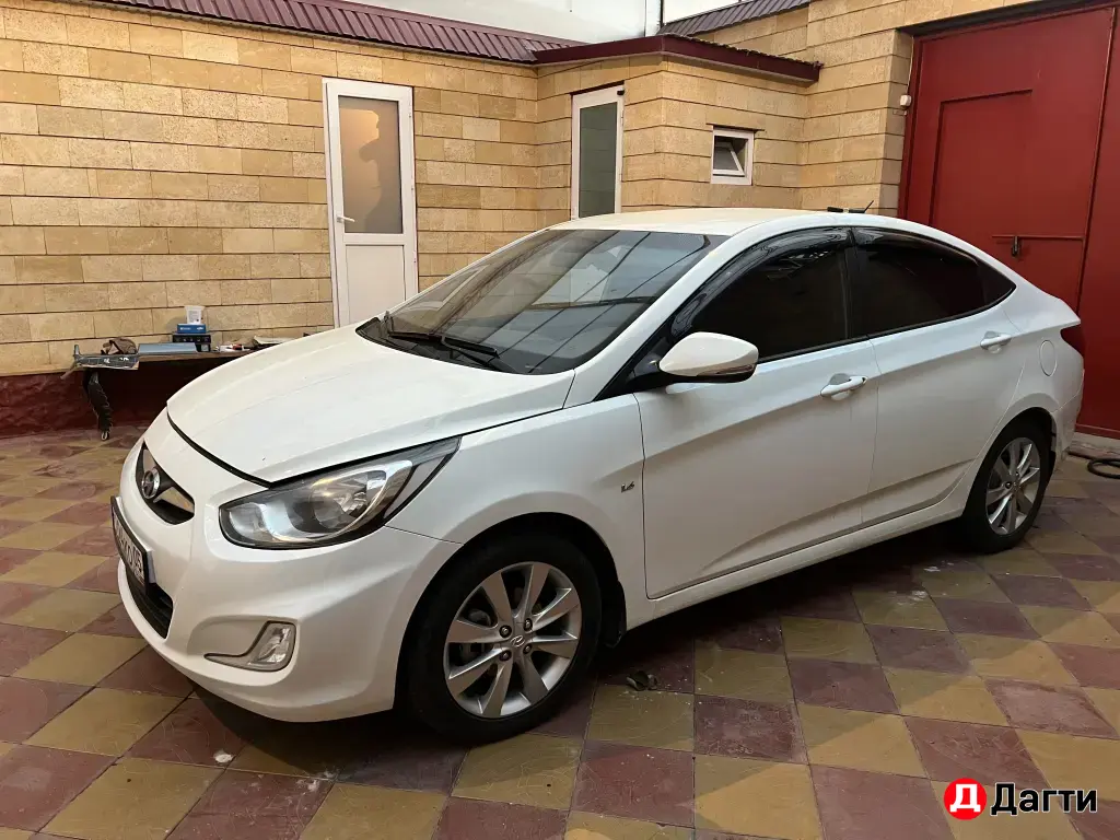 Hyundai Solaris, 2012 года