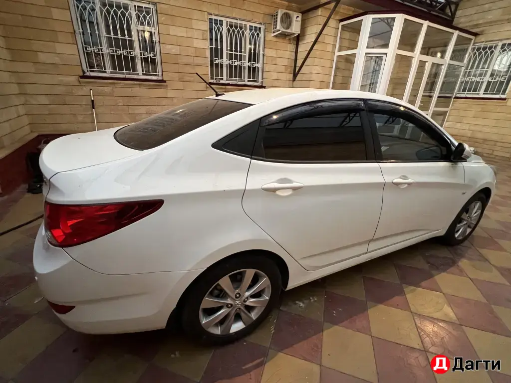 Hyundai Solaris, 2012 года