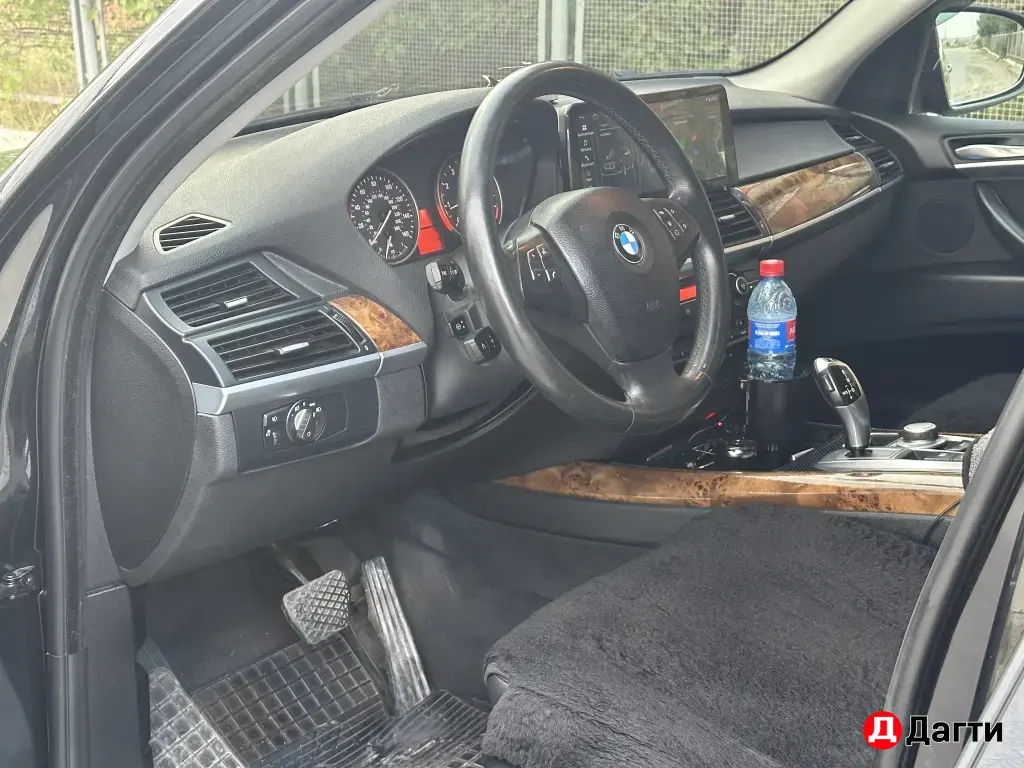 BMW X5, 2008 года