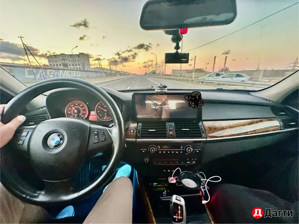BMW X5, 2008 года