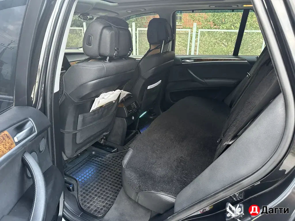 BMW X5, 2008 года