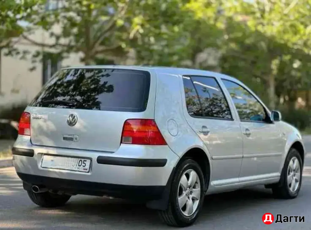 Volkswagen Golf, 2001 года