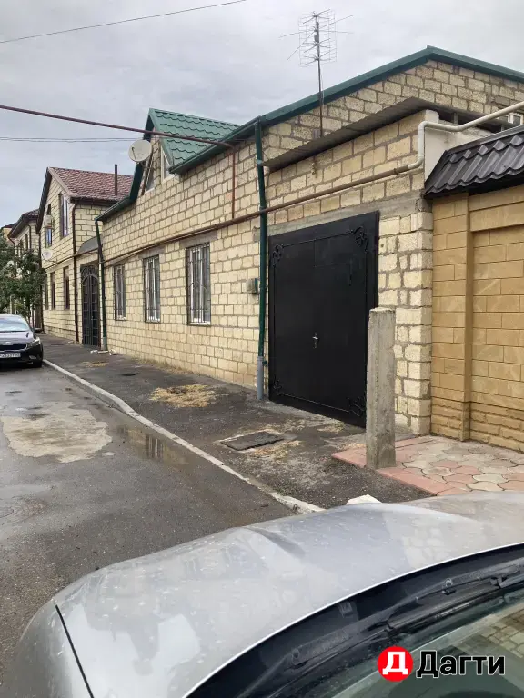 дом полтора этажный
