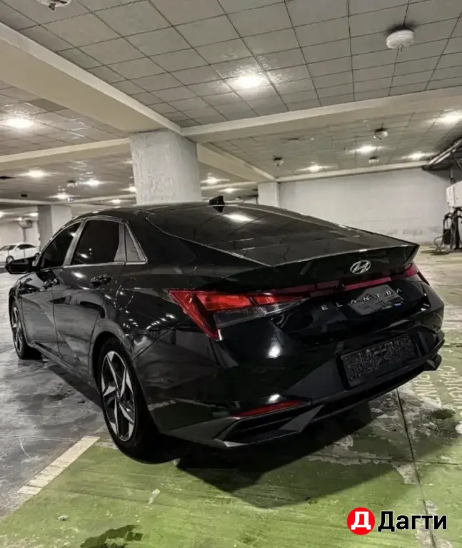 Hyundai Elantra, 2022 года