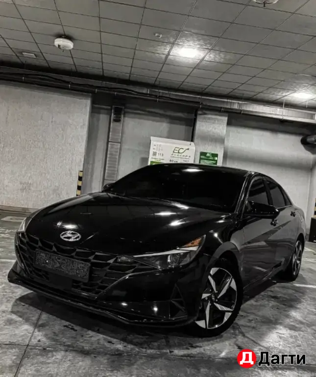 Hyundai Elantra, 2022 года