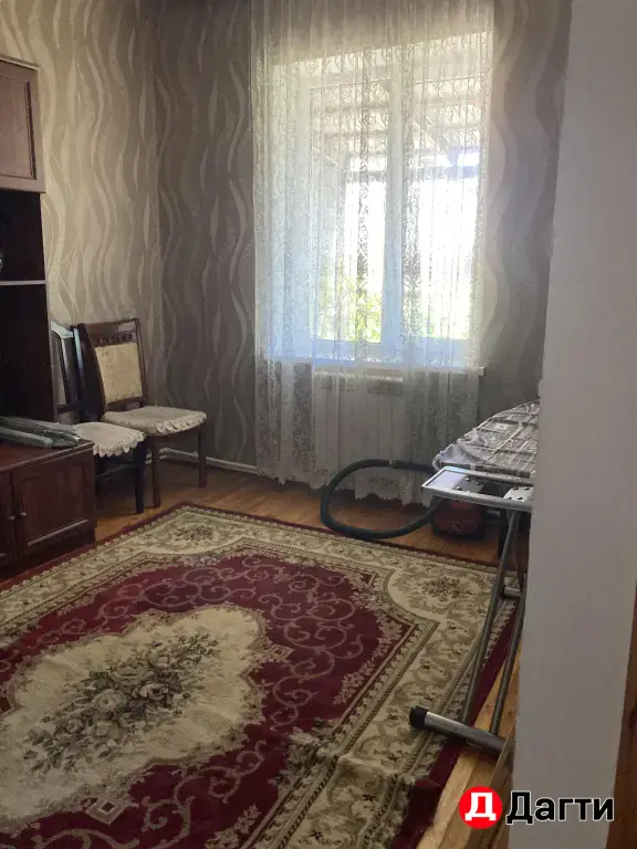 дом полтора этажный
