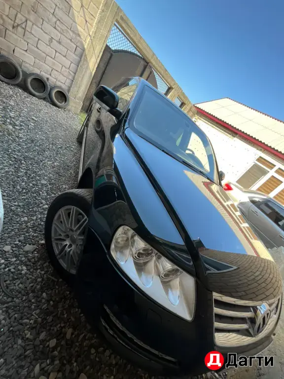 Volkswagen Touareg, 2003 года