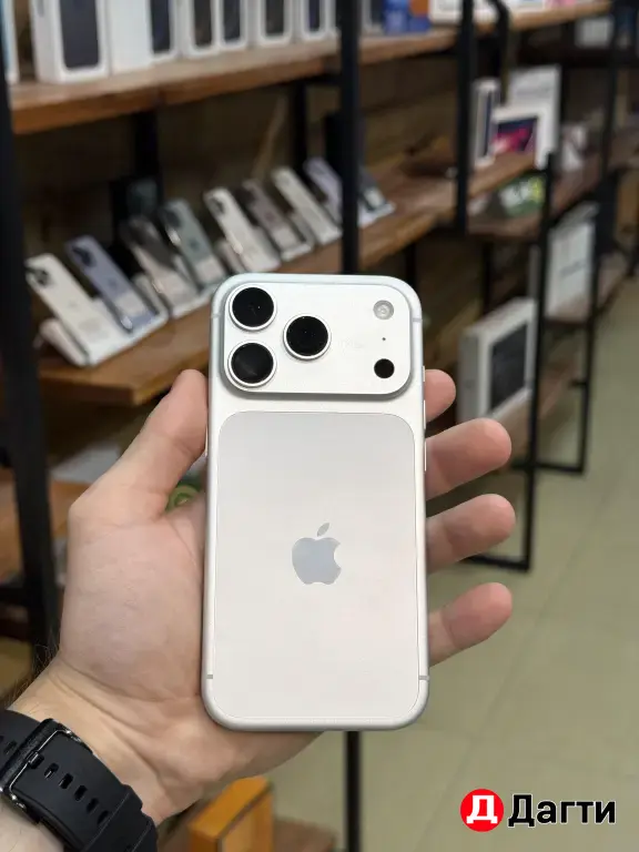 iPhone 17 pro max