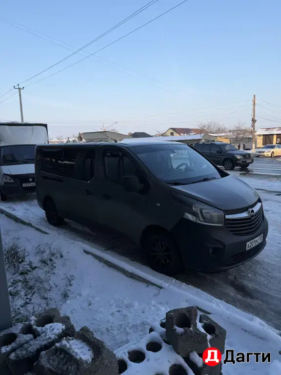 Opel Vivaro, 2017 года