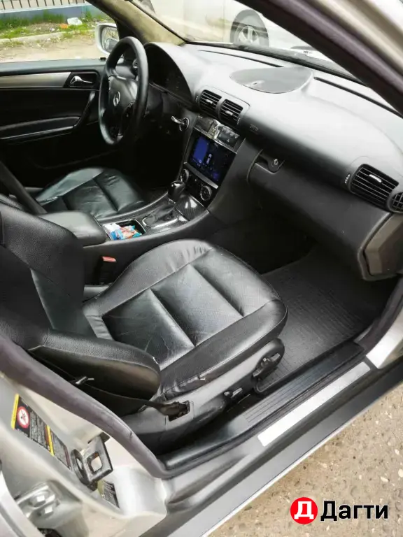 Mercedes-Benz C-Класс, 2003 года