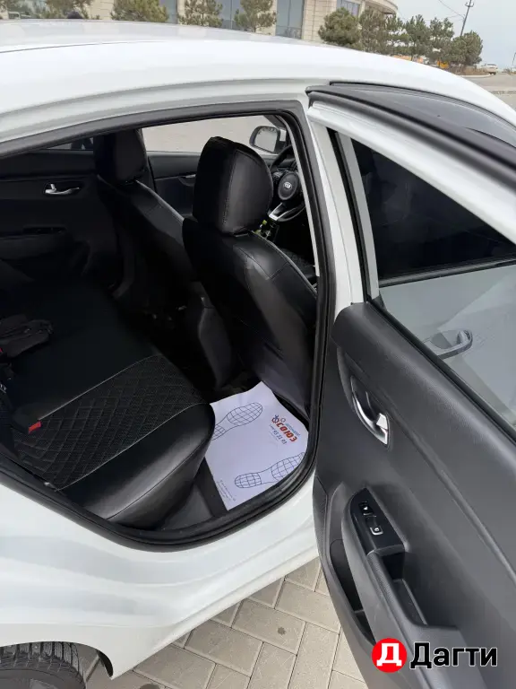 Kia Rio, 2017 года