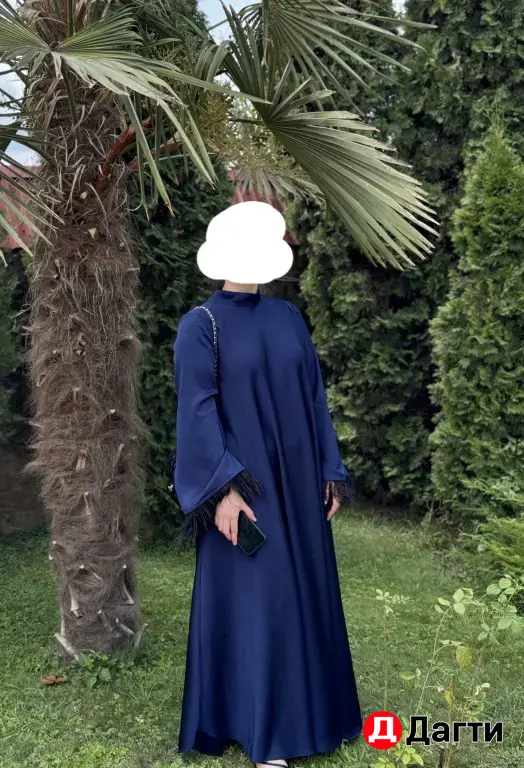Платье вечернее