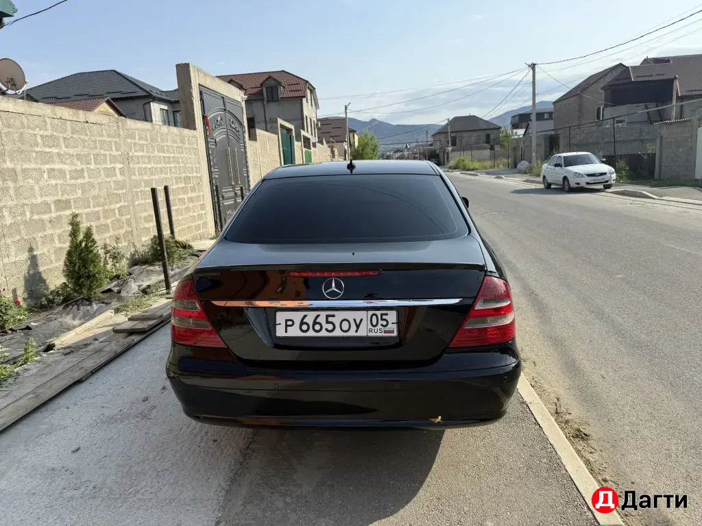 Mercedes-Benz E-Класс, 2009 года