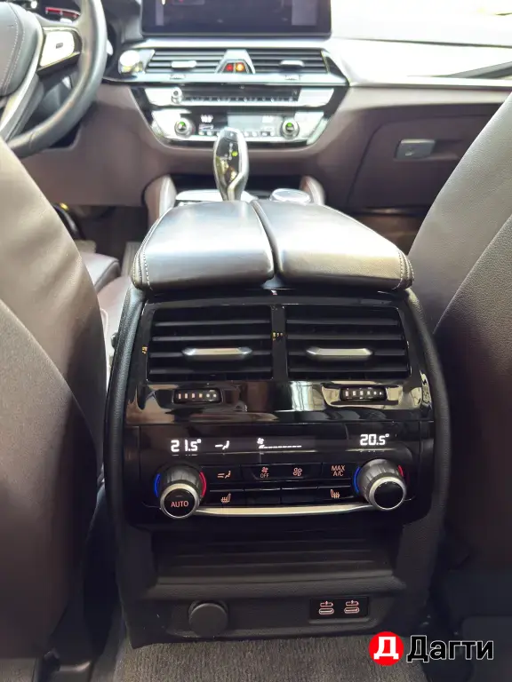 BMW 5 серии, 2021 года