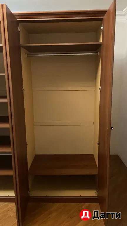 Шкаф распашный