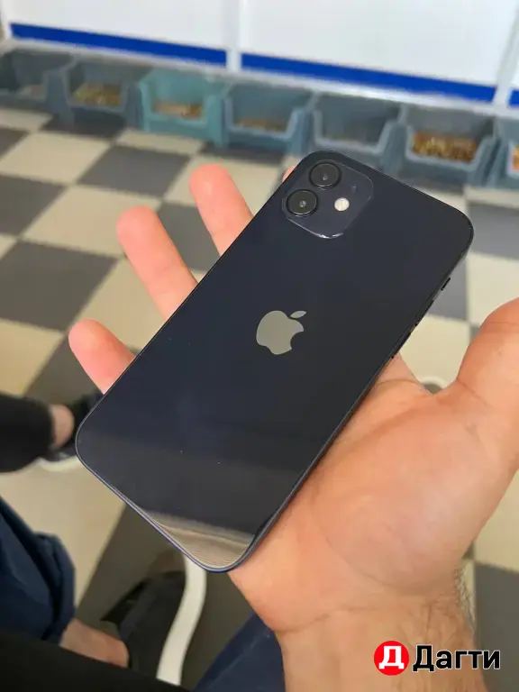 iPhone 12 64 gb