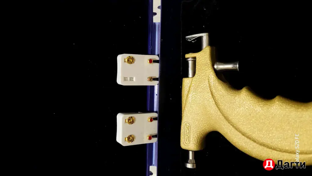 пистолет 🔫 для прокола ушей