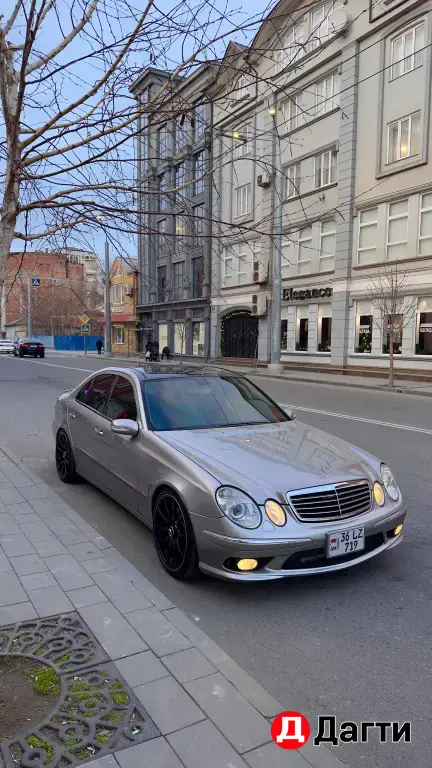 Mercedes-Benz E-Класс, 2004 года