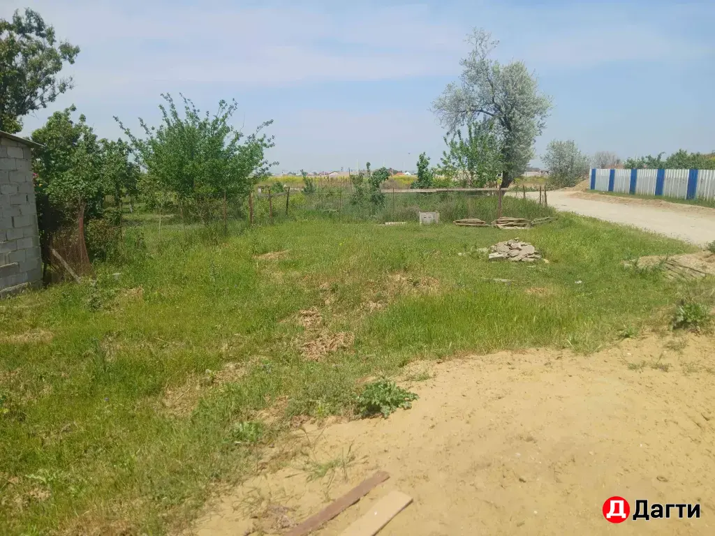 участок в хорошем месте