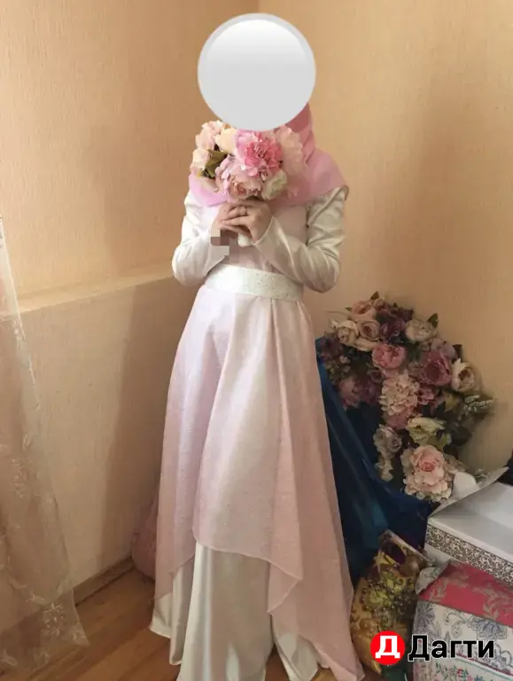 платье нарядное
