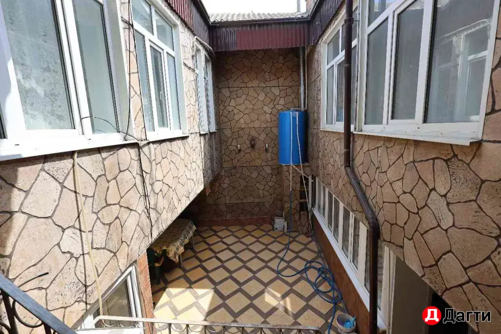 2-этажный дом в центре от собственника
