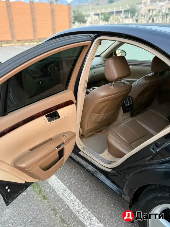 Mercedes-Benz S-Класс, 2006 года