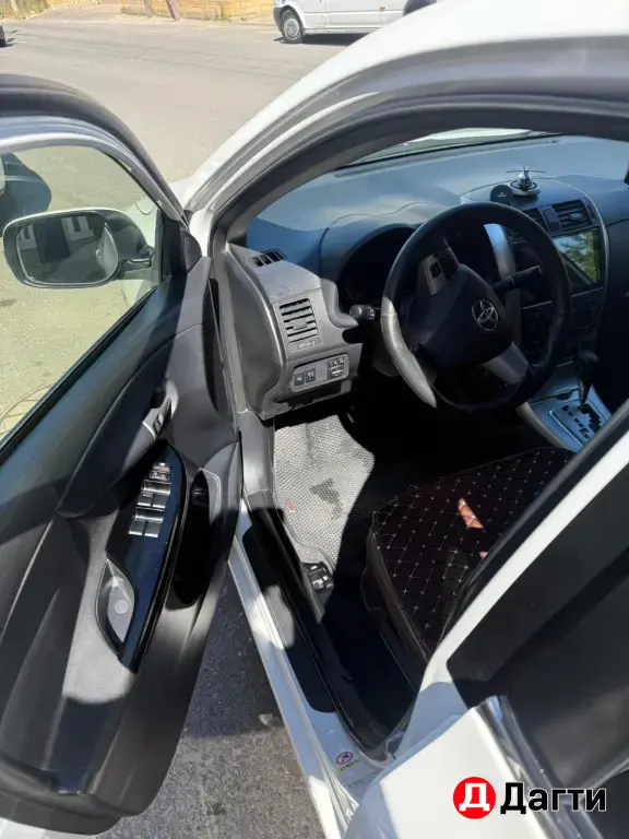 Toyota Corolla, 2012 года