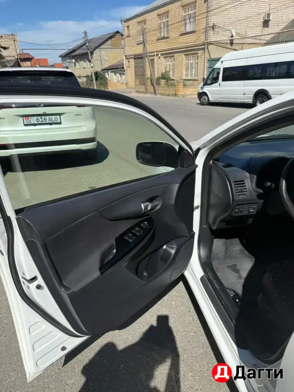 Toyota Corolla, 2012 года