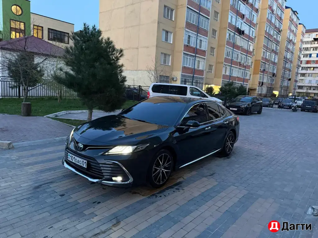 Toyota Camry, 2023 года