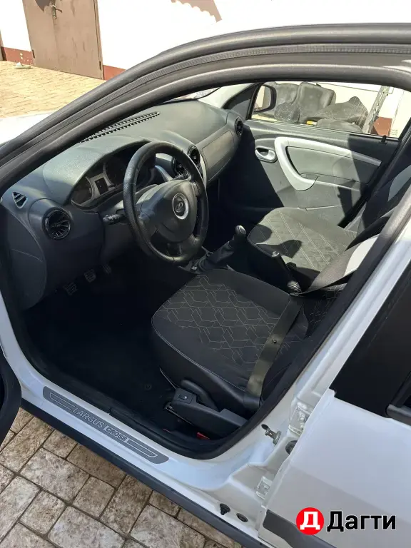 LADA (ВАЗ) Largus, 2018 года