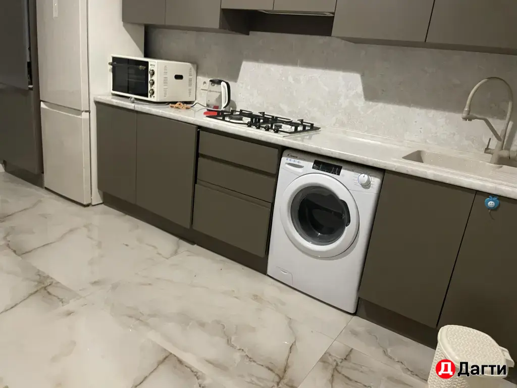 квартира 1-я 50кв