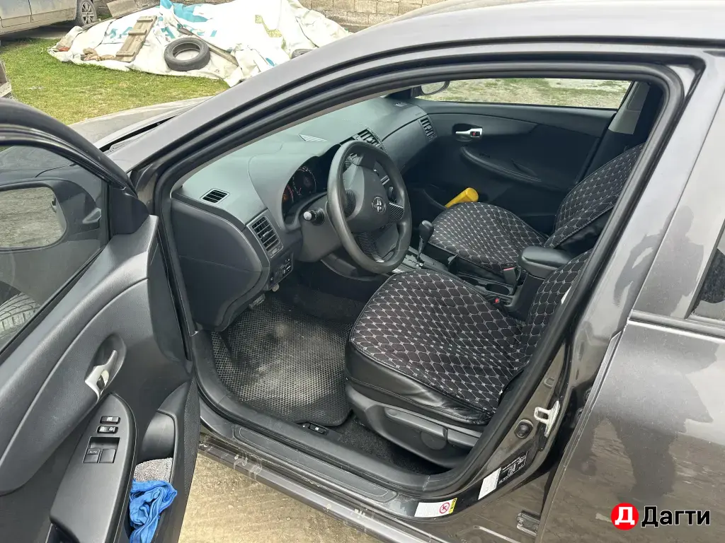 Toyota Corolla, 2010 года