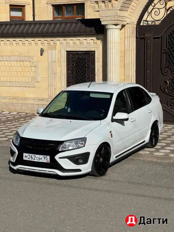 LADA (ВАЗ) Granta, 2015 года