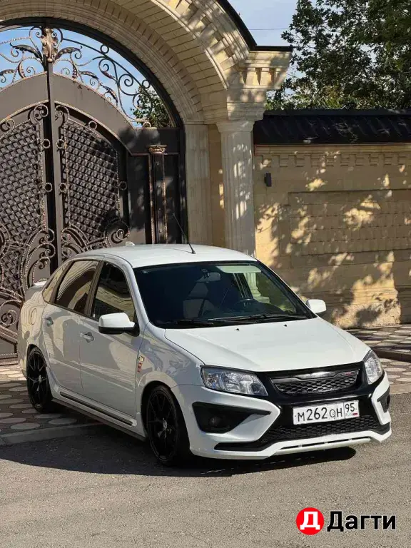 LADA (ВАЗ) Granta, 2015 года
