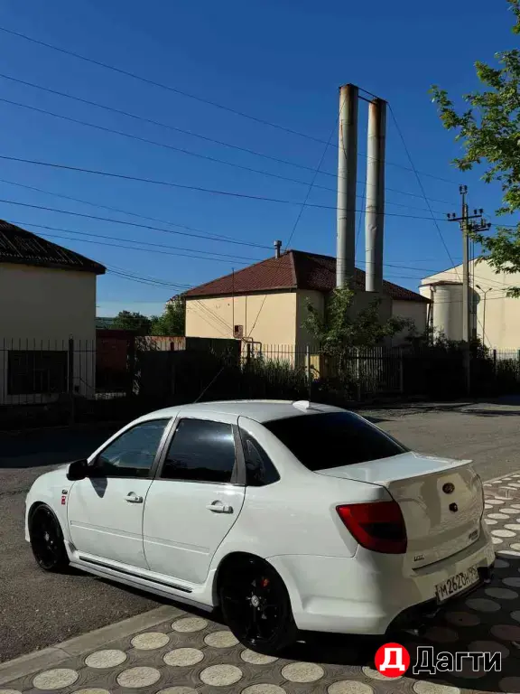 LADA (ВАЗ) Granta, 2015 года