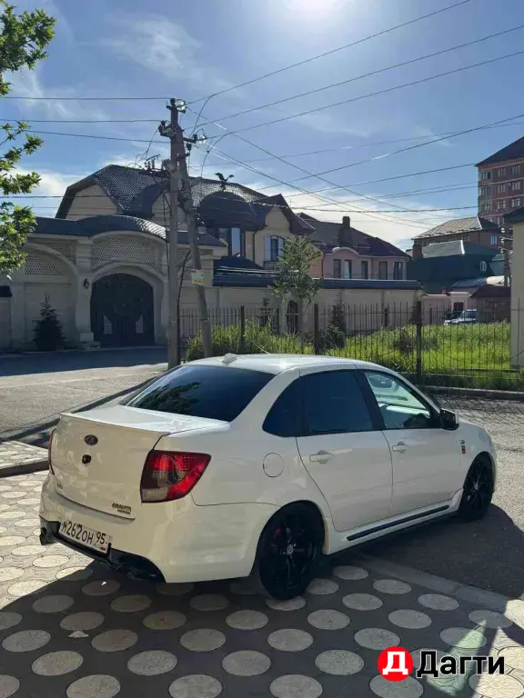LADA (ВАЗ) Granta, 2015 года