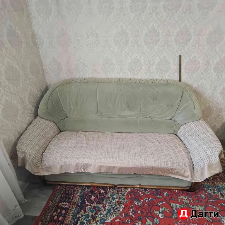 диван и кресло