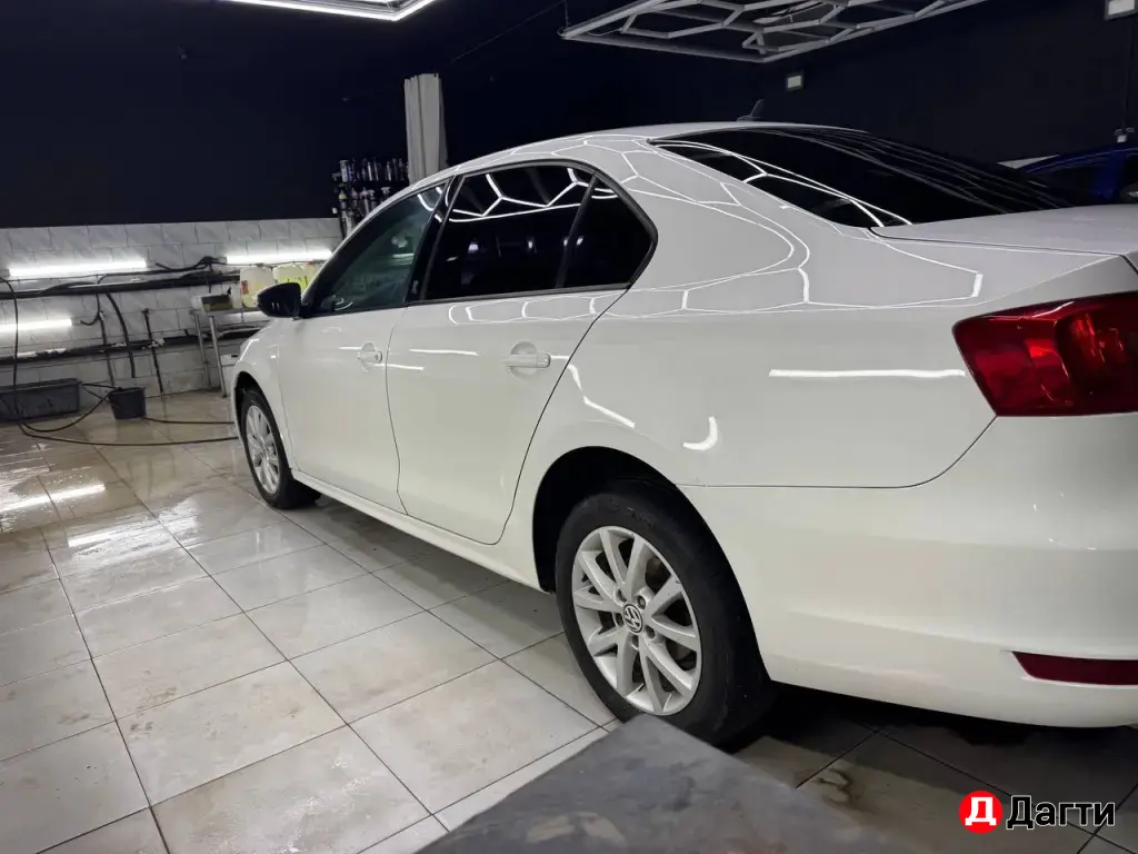 Volkswagen Jetta, 2012 года