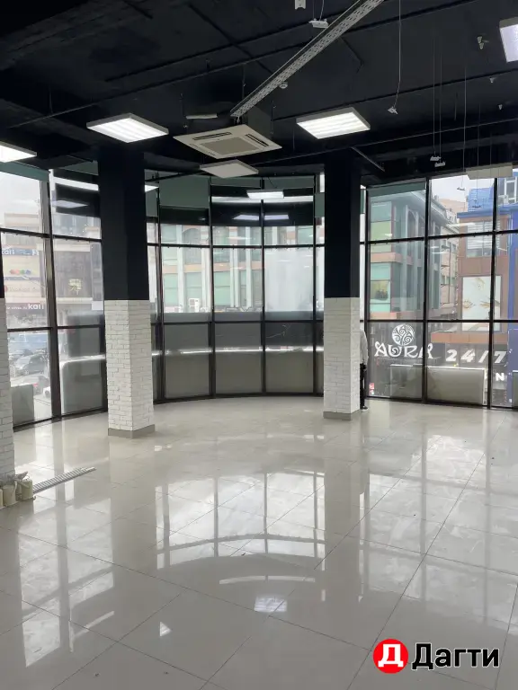 Помещение в ТЦ Ардар 70м